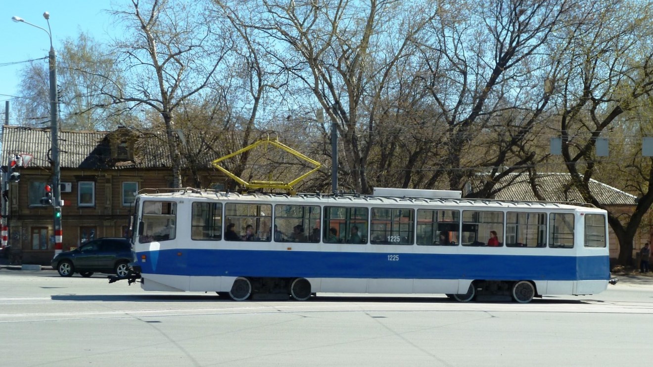 Нижний Новгород, 71-608КМ № 1225