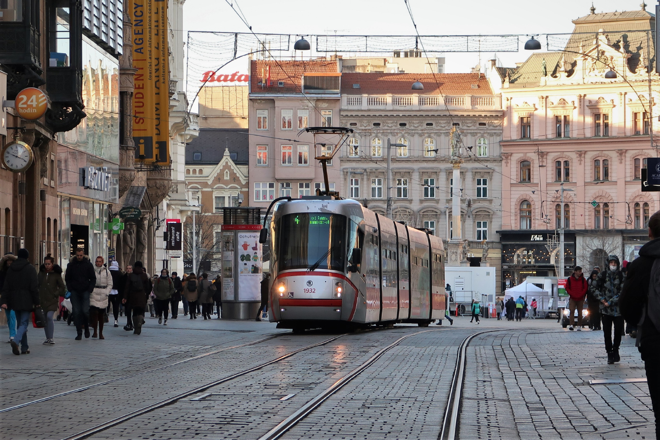 Брно, Škoda 13T Elektra № 1932