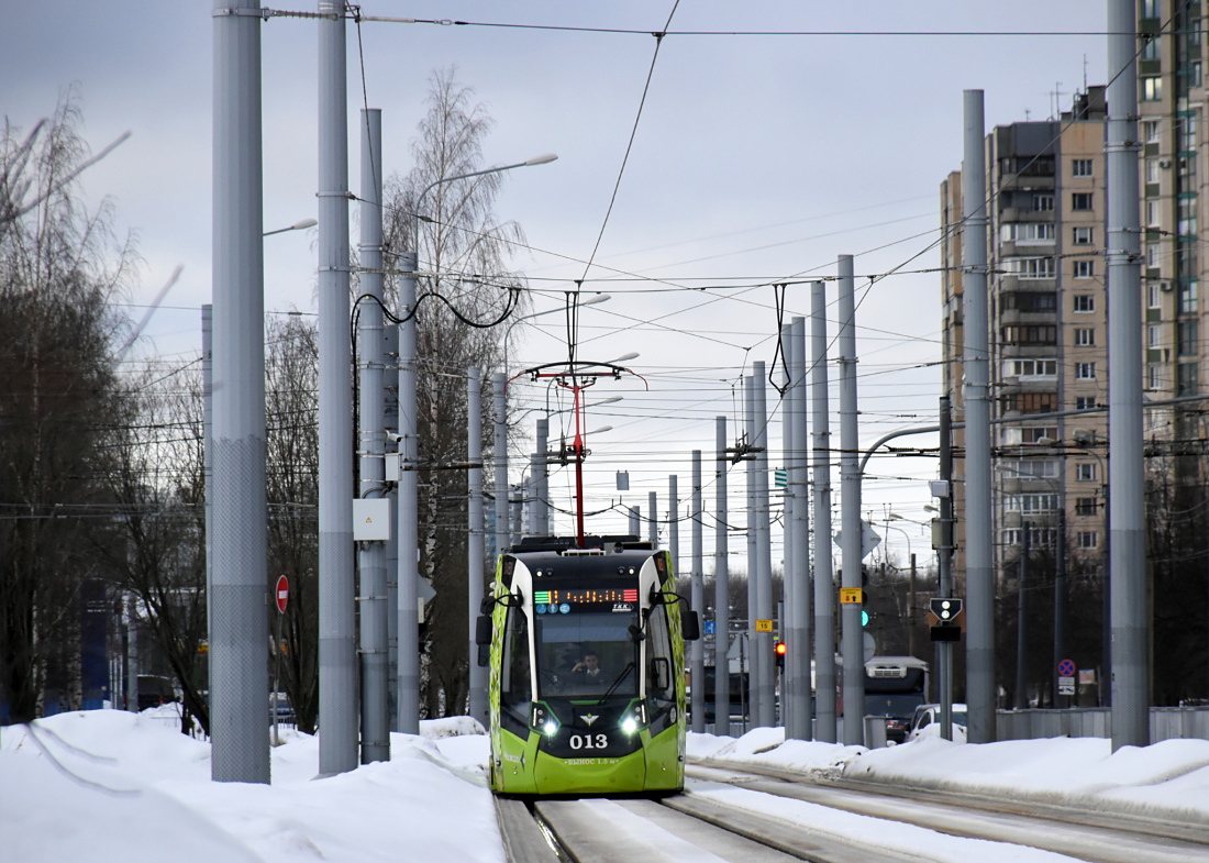 Szentpétervár, Stadler B85600M — 013