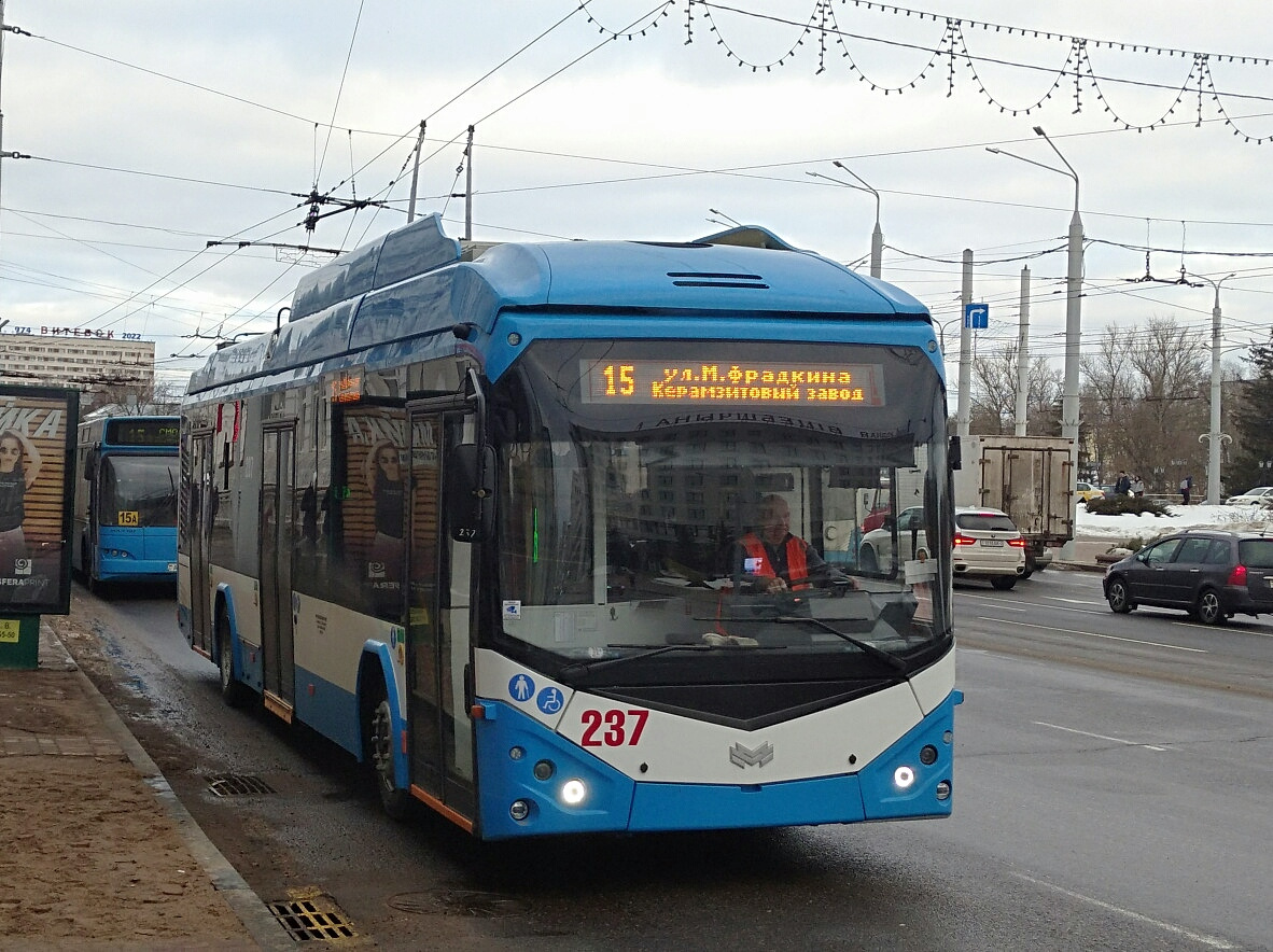 Витебск, БКМ 32100D № 237