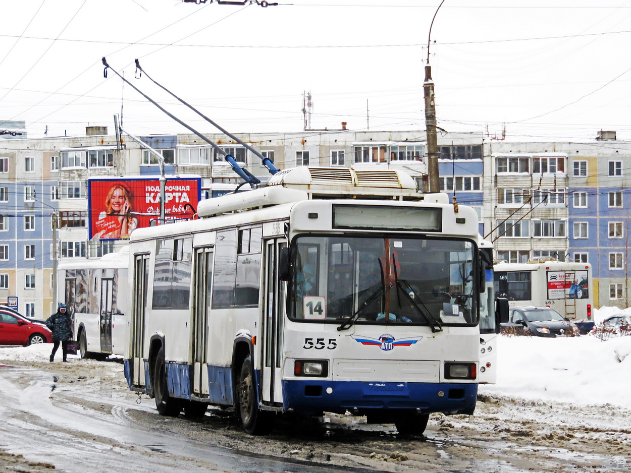 Киров, БТЗ-52764Р № 555