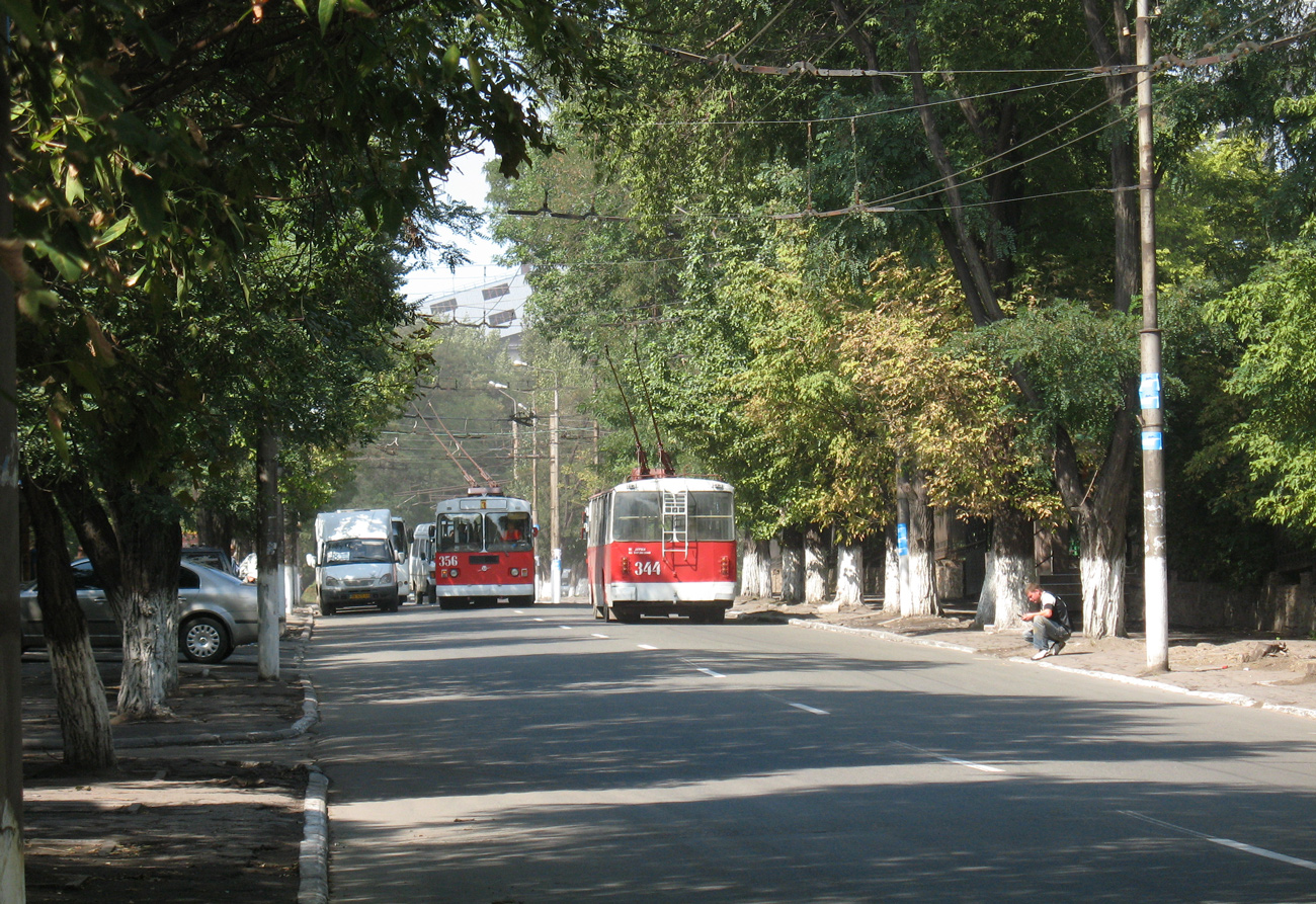 Алчевск, ЗиУ-682Г [Г00] № 356; Алчевск, ЗиУ-682В-012 [В0А] № 344