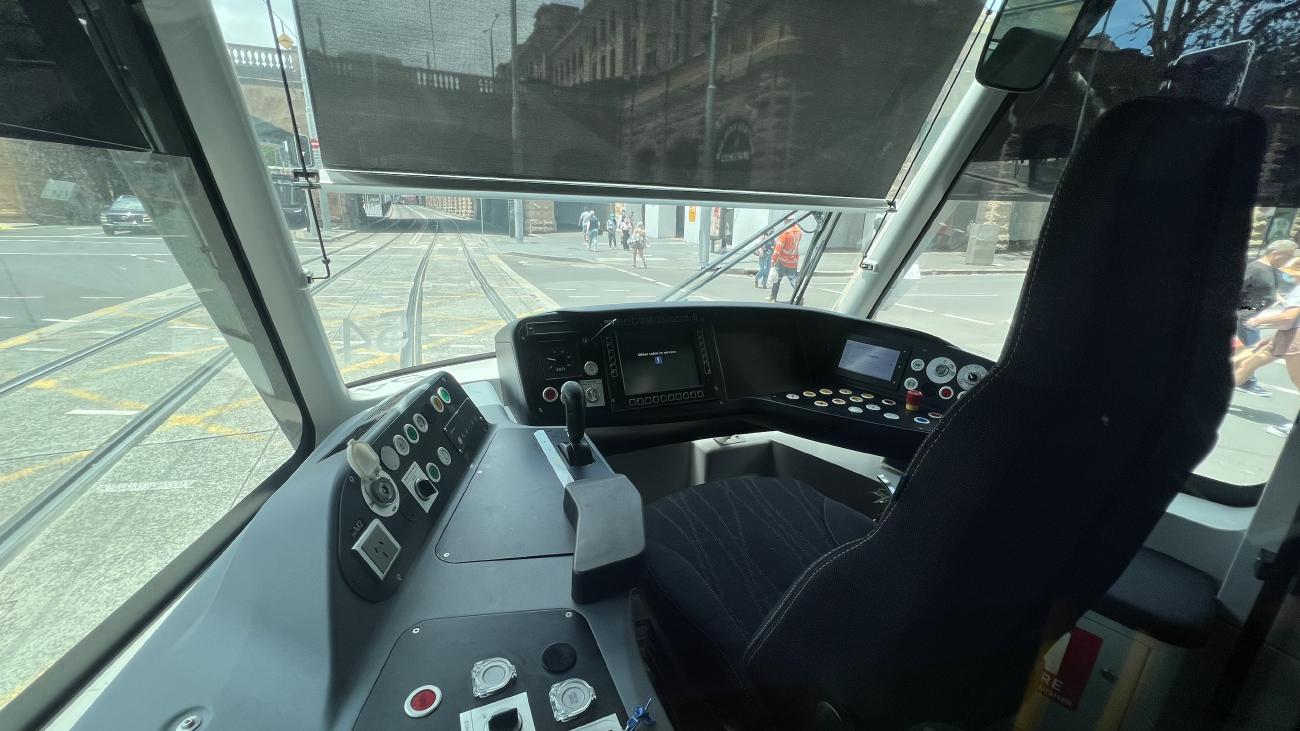 Сидней, Alstom Citadis 305 № 054