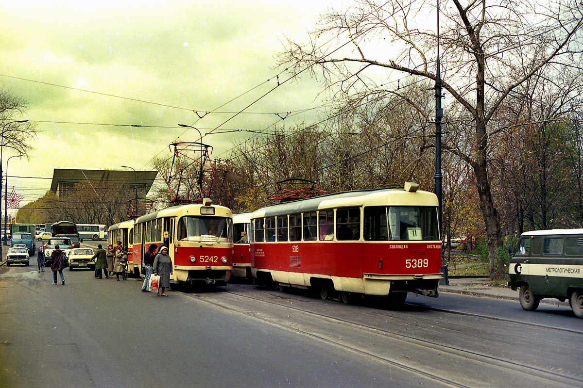 Москва, Tatra T3SU № 5242; Москва, Tatra T3SU № 5389; Москва — Исторические фотографии — Трамвай и Троллейбус (1946-1991)