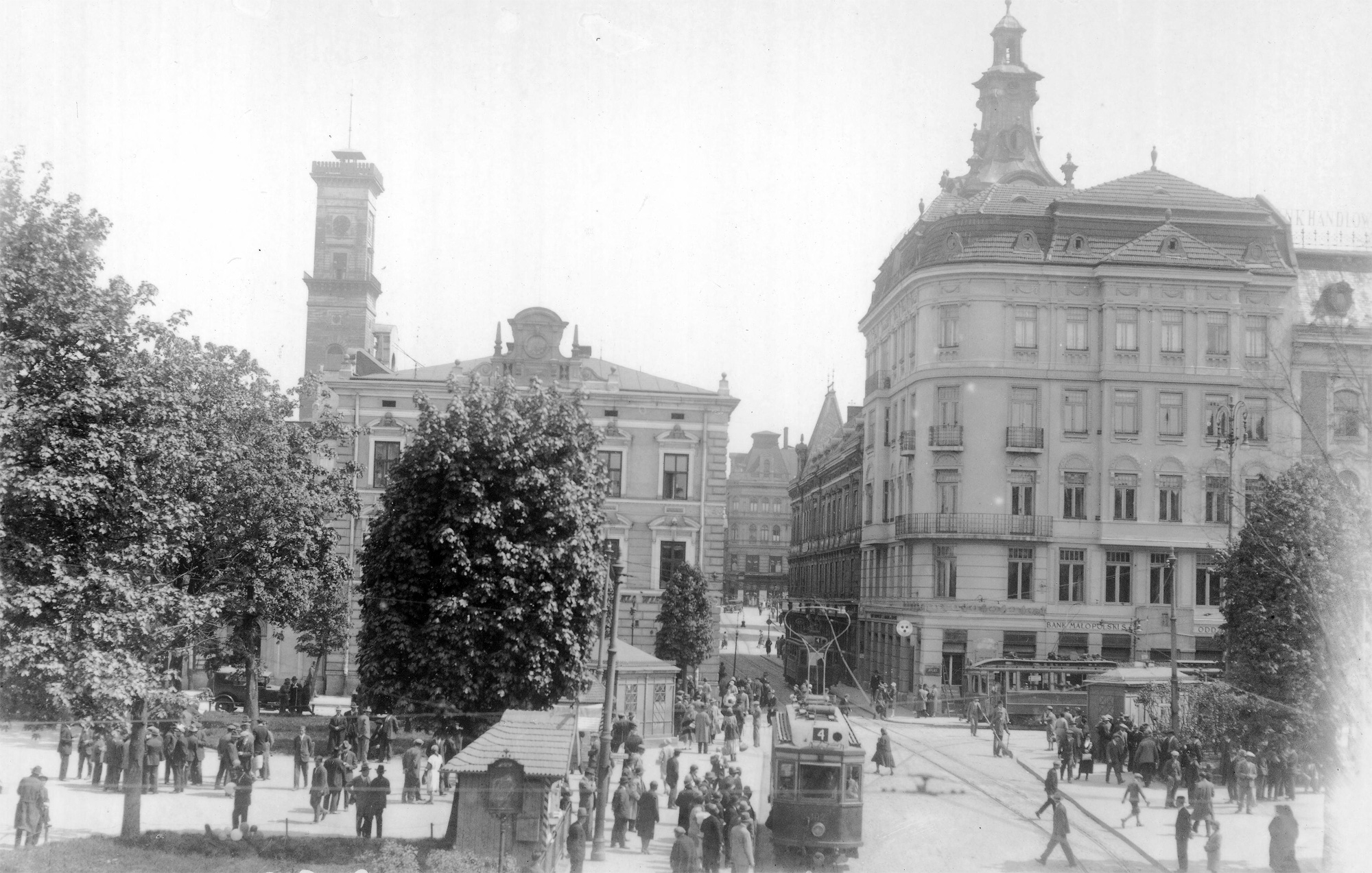 Львов, Sanok type 175 № 182