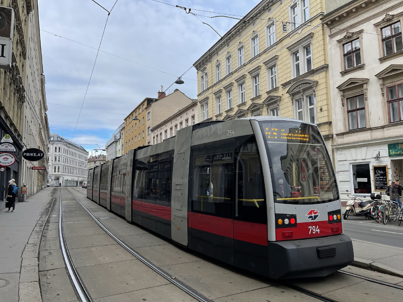 Bécs, Siemens ULF-B1 — 794