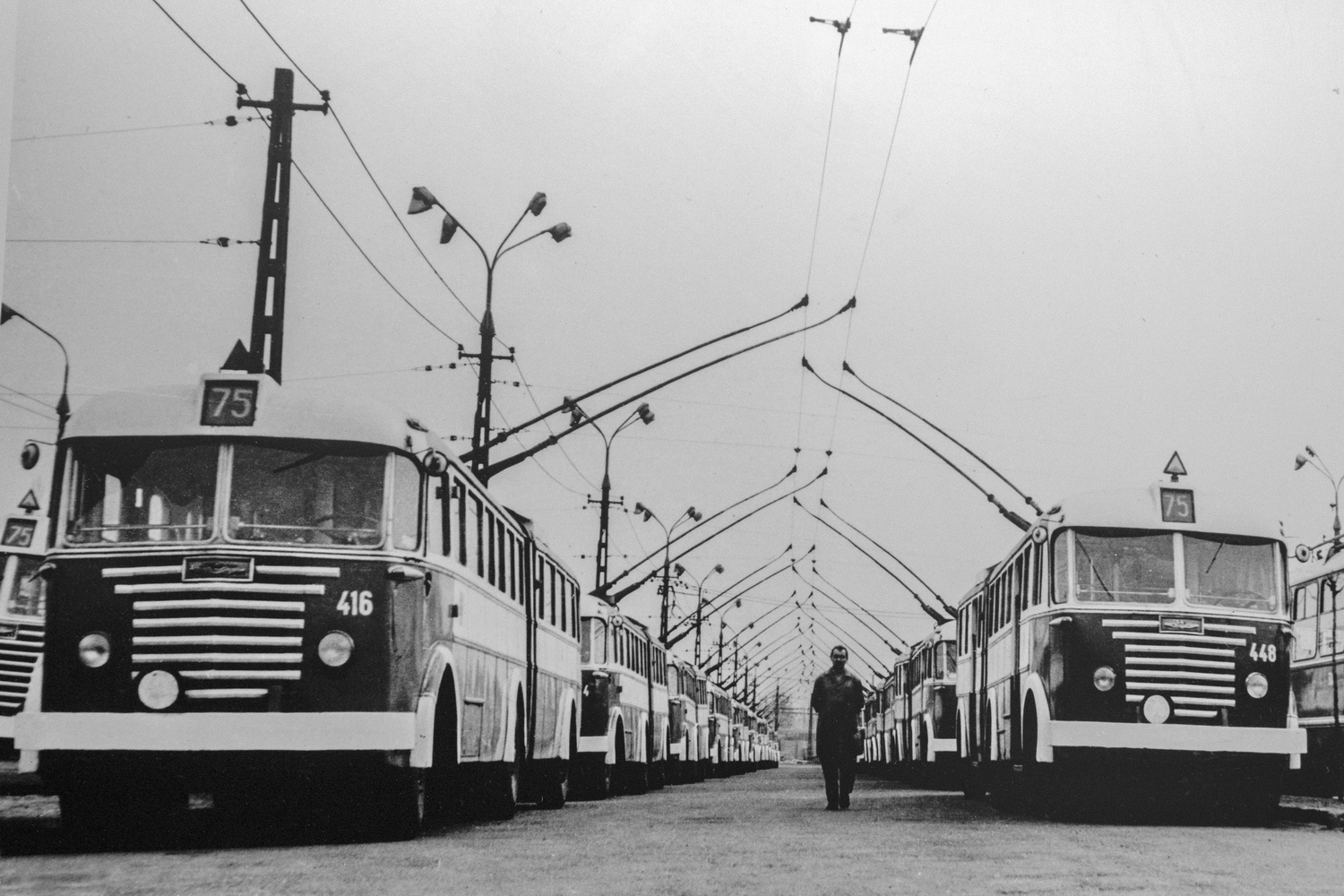 Будапешт, Ikarus 60TCS № 416; Будапешт, Ikarus 60TCS № 448; Будапешт — Музеи; Будапешт — Троллейбусный парк Будапешт, Ikarus 60TCS № 416; Будапешт, Ikarus 60TCS № 448; Будапешт — Музеи; Будапешт — Троллейбусный парк