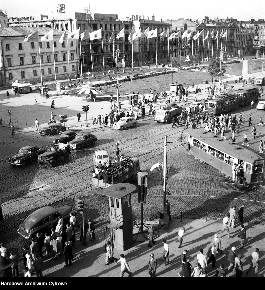 Варшава, DWF P15 № 1345; Варшава, Konstal N № 663