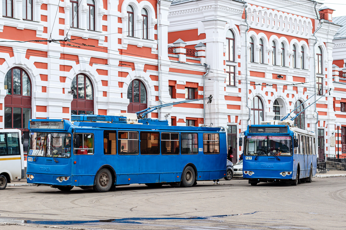 Калуга, ЗиУ-682Г-016.02 № 115; Калуга, ЗиУ-682Г-016.02 № 127