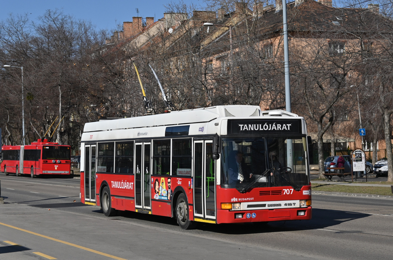 Будапешт, Ikarus 412.81 № 707