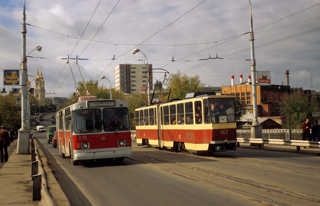 Винница, Tatra KT4SU № 162; Винница, ЗиУ-682В-012 [В0А] № 279; Винница — Старые фотографии