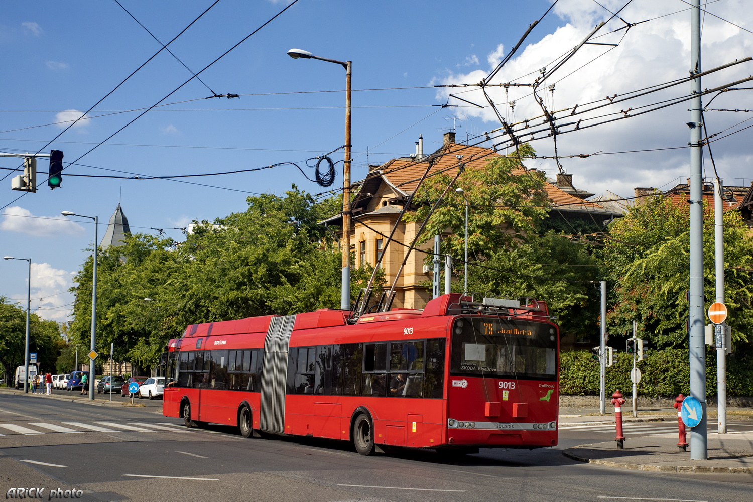 Будапешт, Solaris Trollino III 18 Škoda № 9013