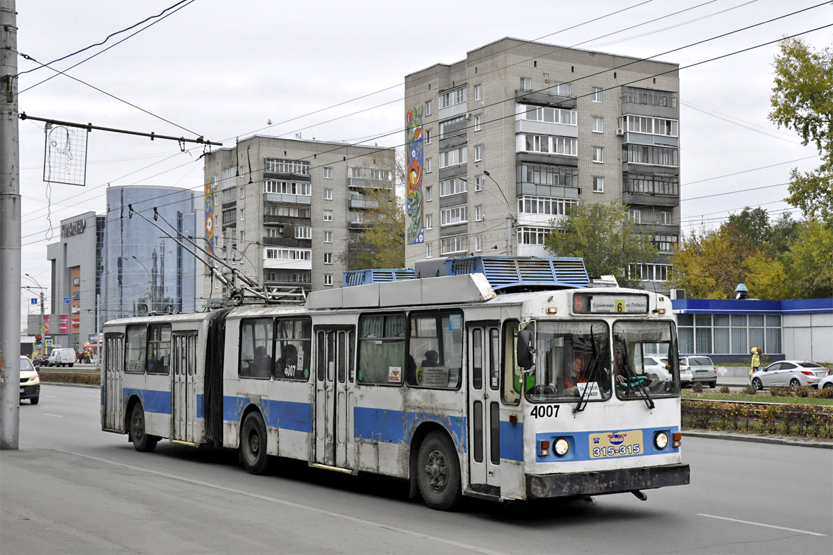 Барнаул, ЗиУ-683 КВР БТРМ № 4007