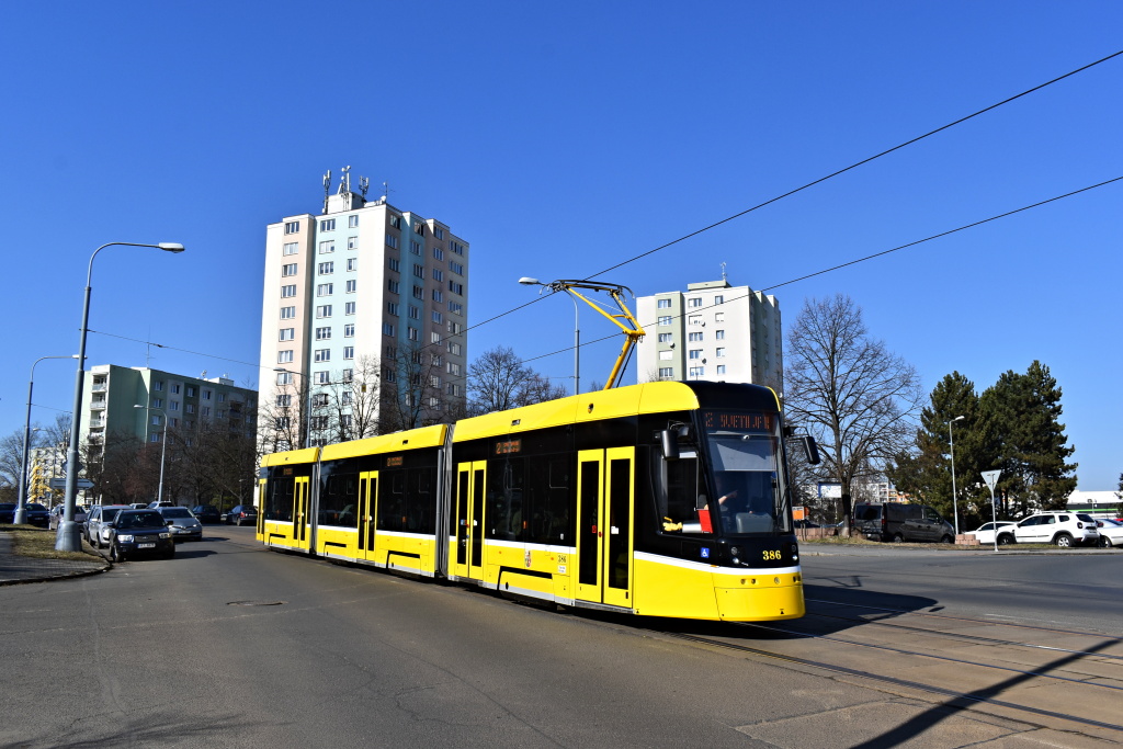 Plzeň, Škoda 40T ForCity Smart № 386