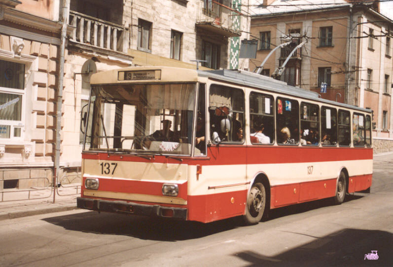 Ternopol, Škoda 14Tr01 — 137