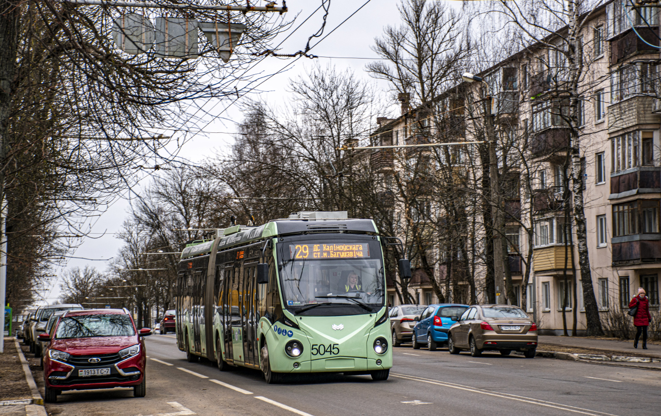 Минск, БКМ 43300D № 5045