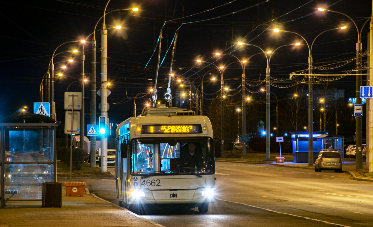 Минск, БКМ 321 № 4662
