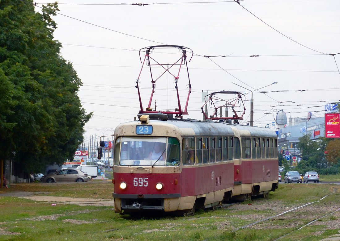 Харкаў, Tatra T3SU № 695
