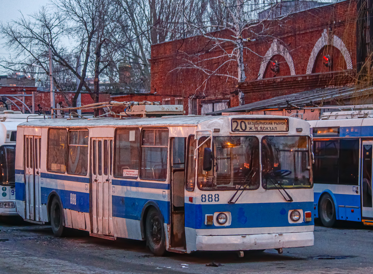 Самара, ЗиУ-682Г [Г00] № 888; Самара — Троллейбусное депо № 1