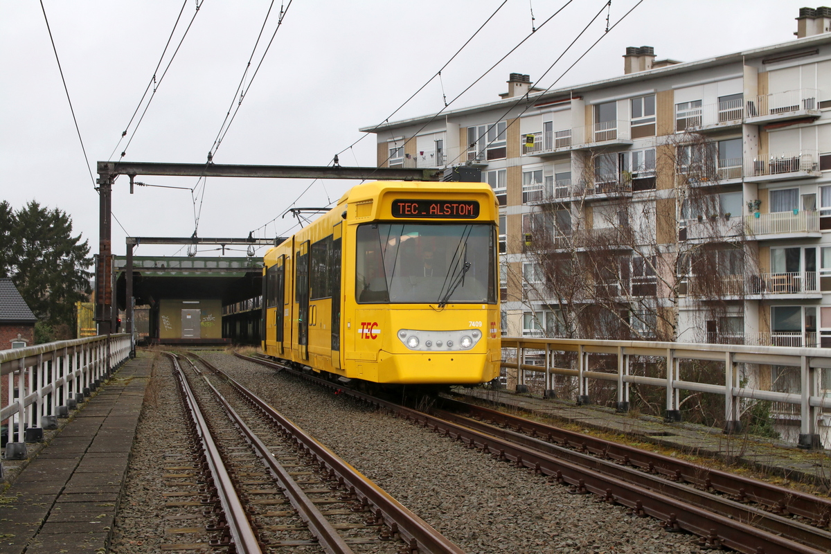 Шарлеруа — Excursion with the renovated 7409 and the original 7414 to and along the unused metro (20/02/2022); Шарлеруа — Станции и инфраструктура (неиспользуемые)