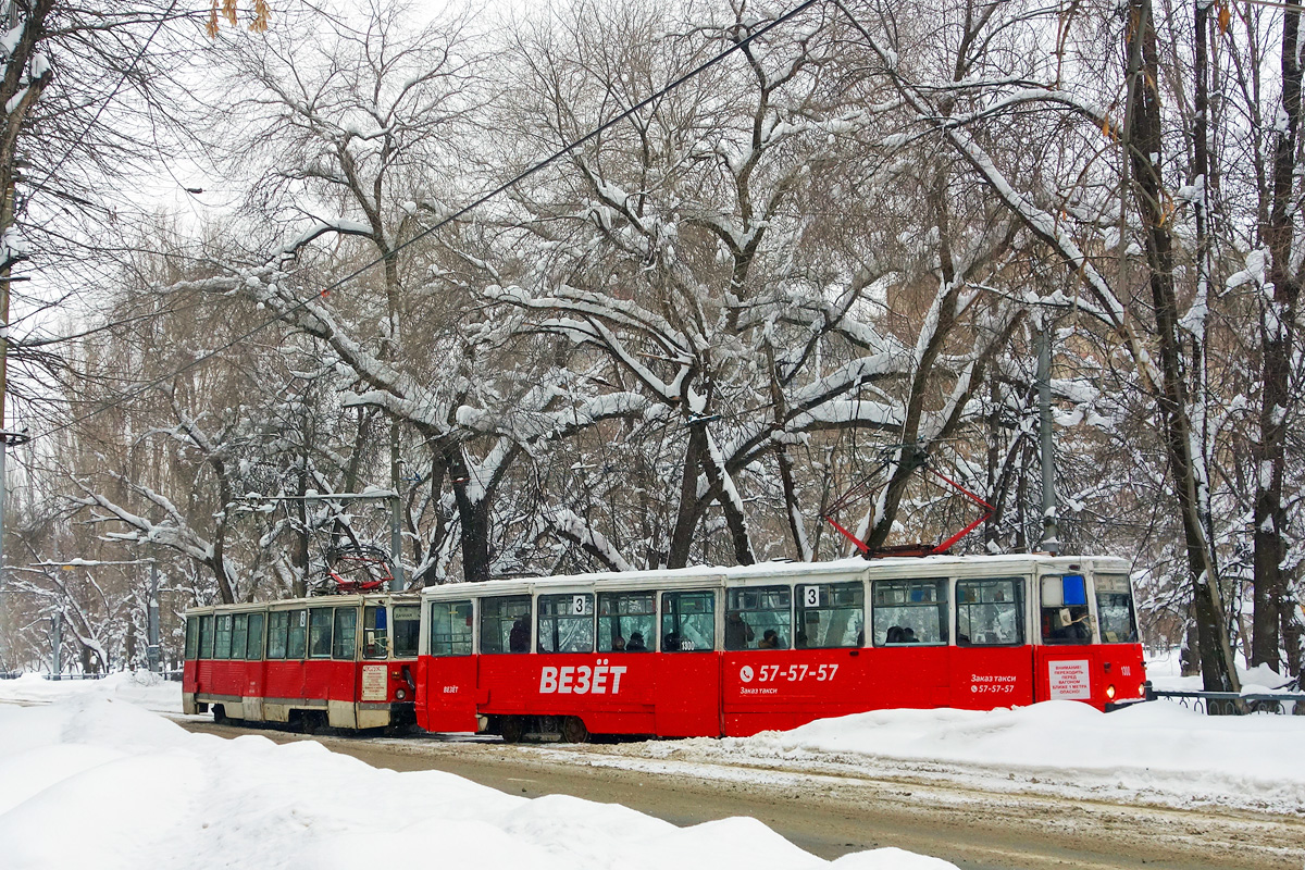 Саратов, 71-605 (КТМ-5М3) № 1302; Саратов, 71-605 (КТМ-5М3) № 1300