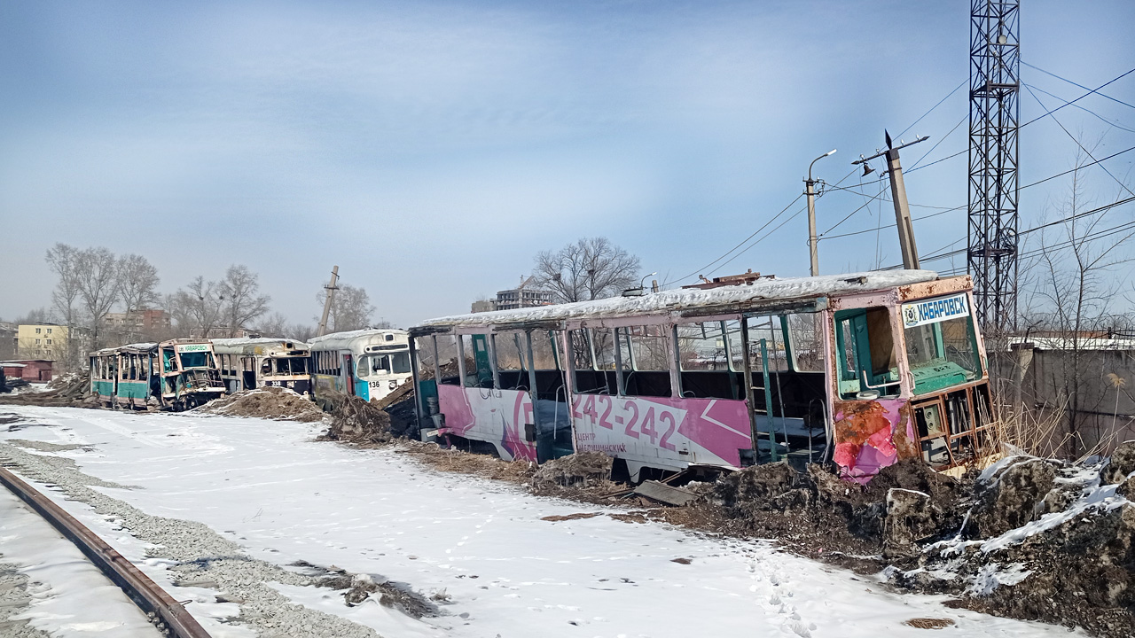 Хабаровск, 71-605 (КТМ-5М3) № 352