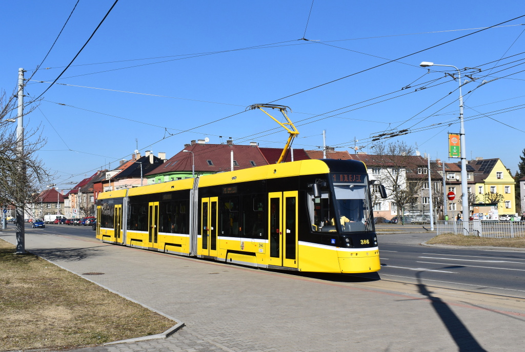 Пльзень, Škoda 40T ForCity Smart № 386