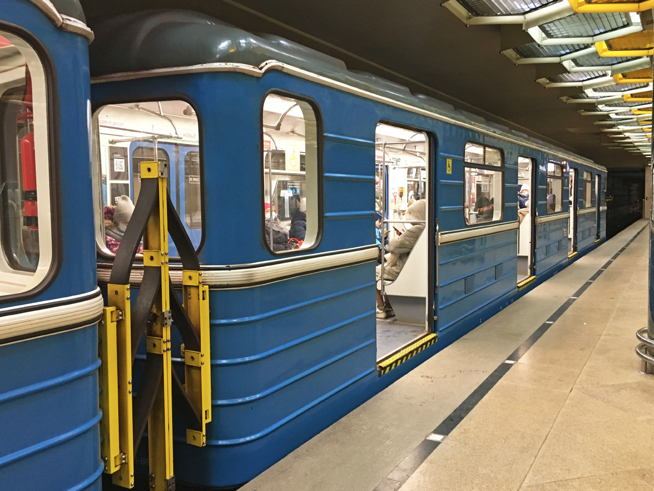 Yekaterinburg, 81-717.5 (LVZ/VM) № 8907