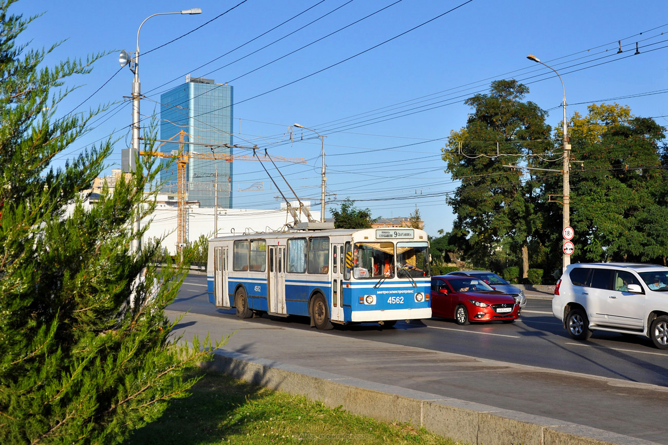 Волгоград, ЗиУ-682Г [Г00] № 4562