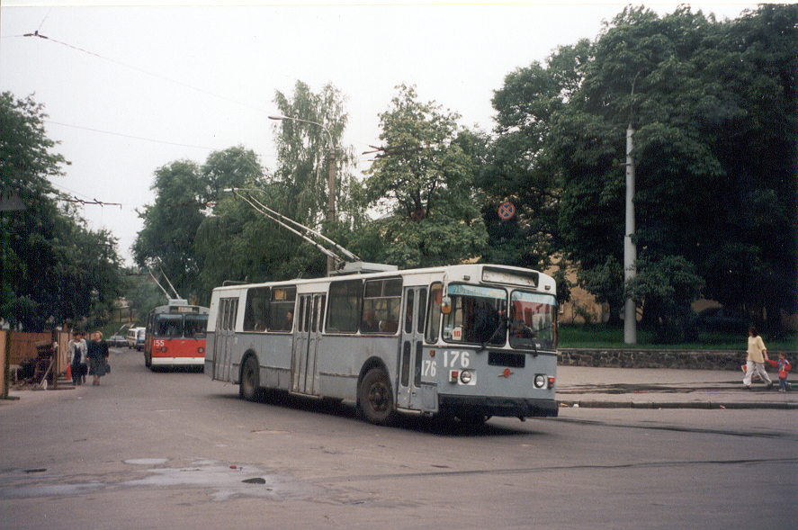 Luck, ZiU-682G [G00] č. 176; Luck — Retro photo