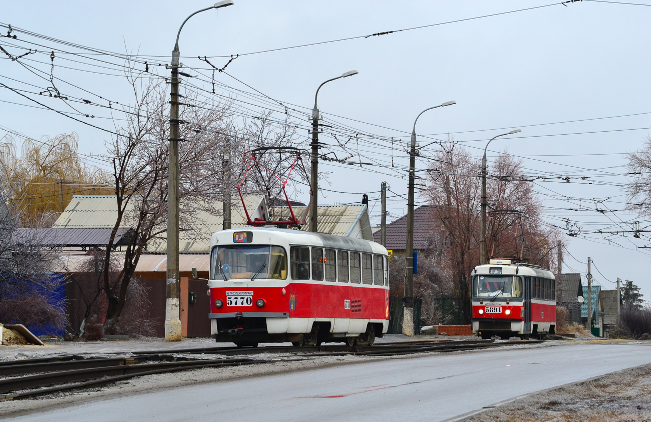 Volgograd, Tatra T3SU Br. 5770; Volgograd, MTTA-2 Br. 5891 Volgograd, Tatra T3SU Br. 5770; Volgograd, MTTA-2 Br. 5891