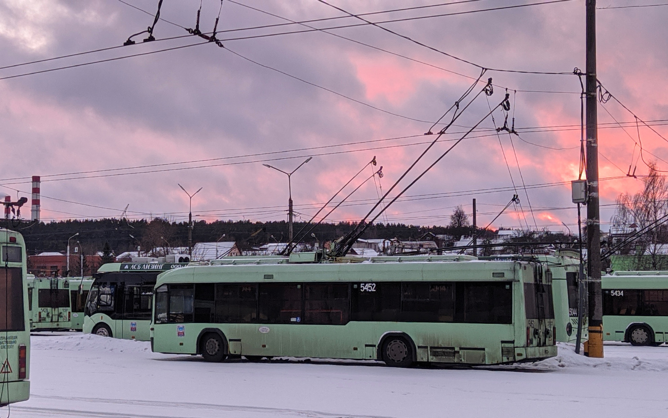 Minsk, BKM 321 č. 5452