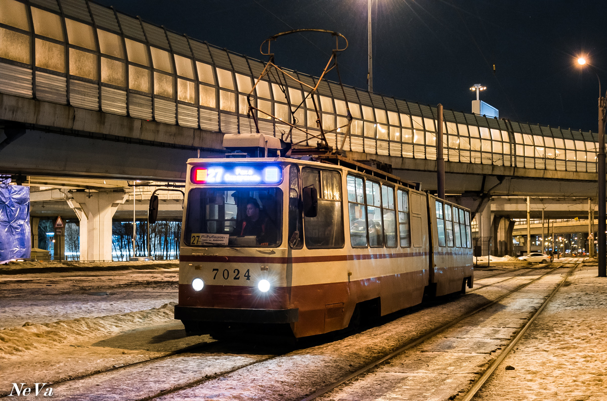 Saint-Petersburg, LVS-86K č. 7024