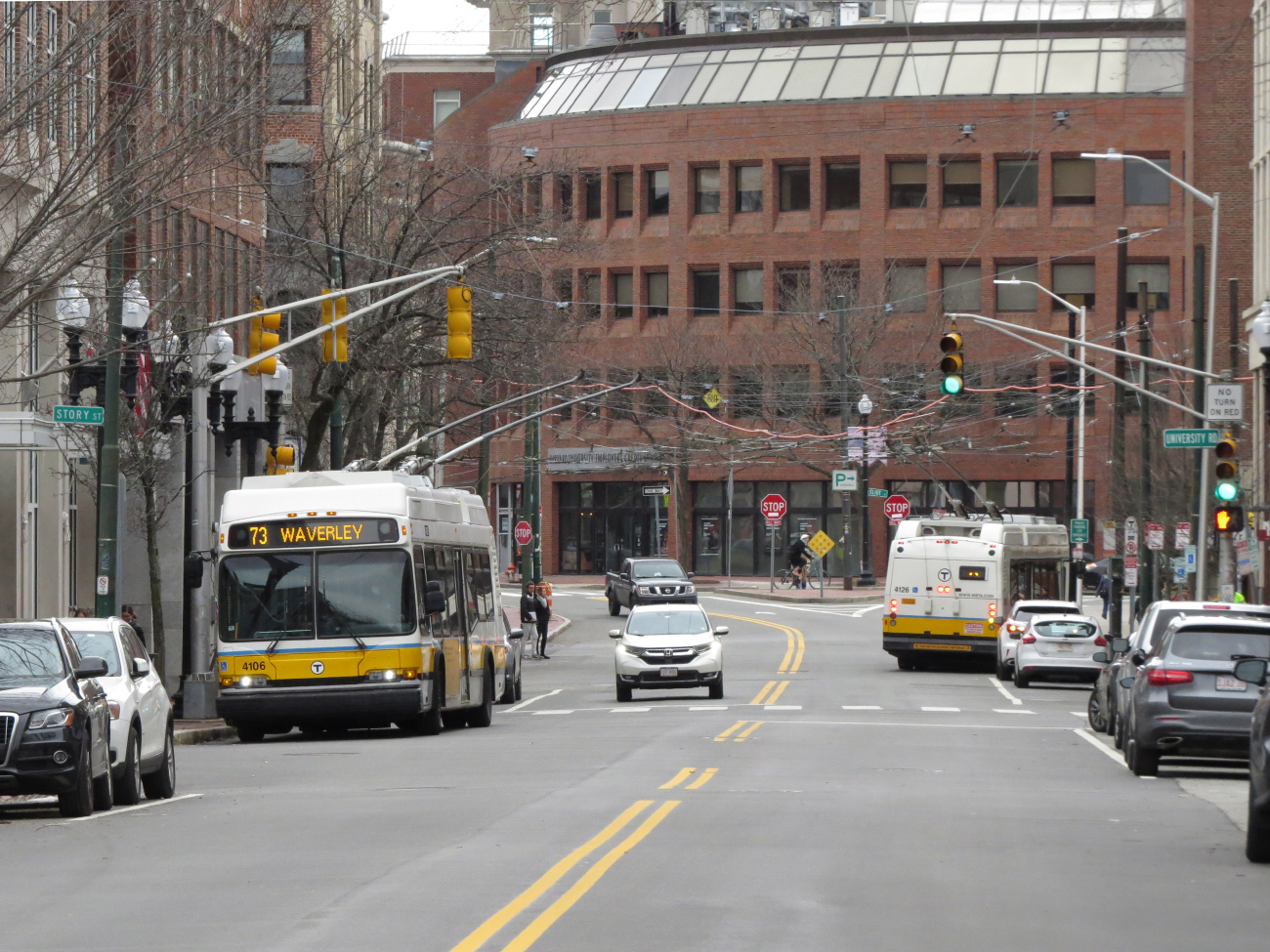 Бостон, Neoplan AN440LF-ETB № 4106