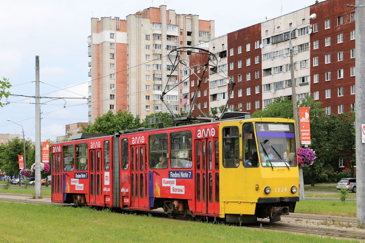 利沃夫, Tatra KT4SU # 1124
