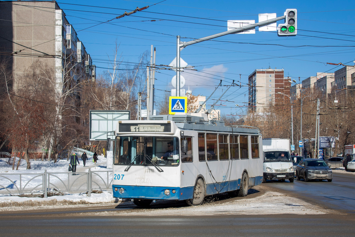 Екатеринбург, ЗиУ-682Г-016.03 № 207