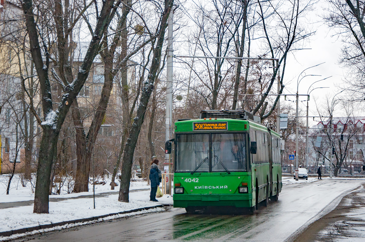 Киев, Киев-12.03 № 4042
