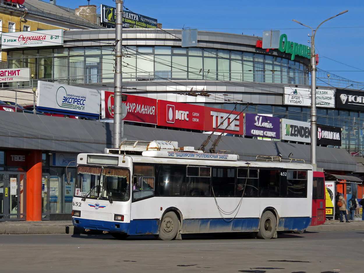 Киров, БТЗ-52764Р № 452