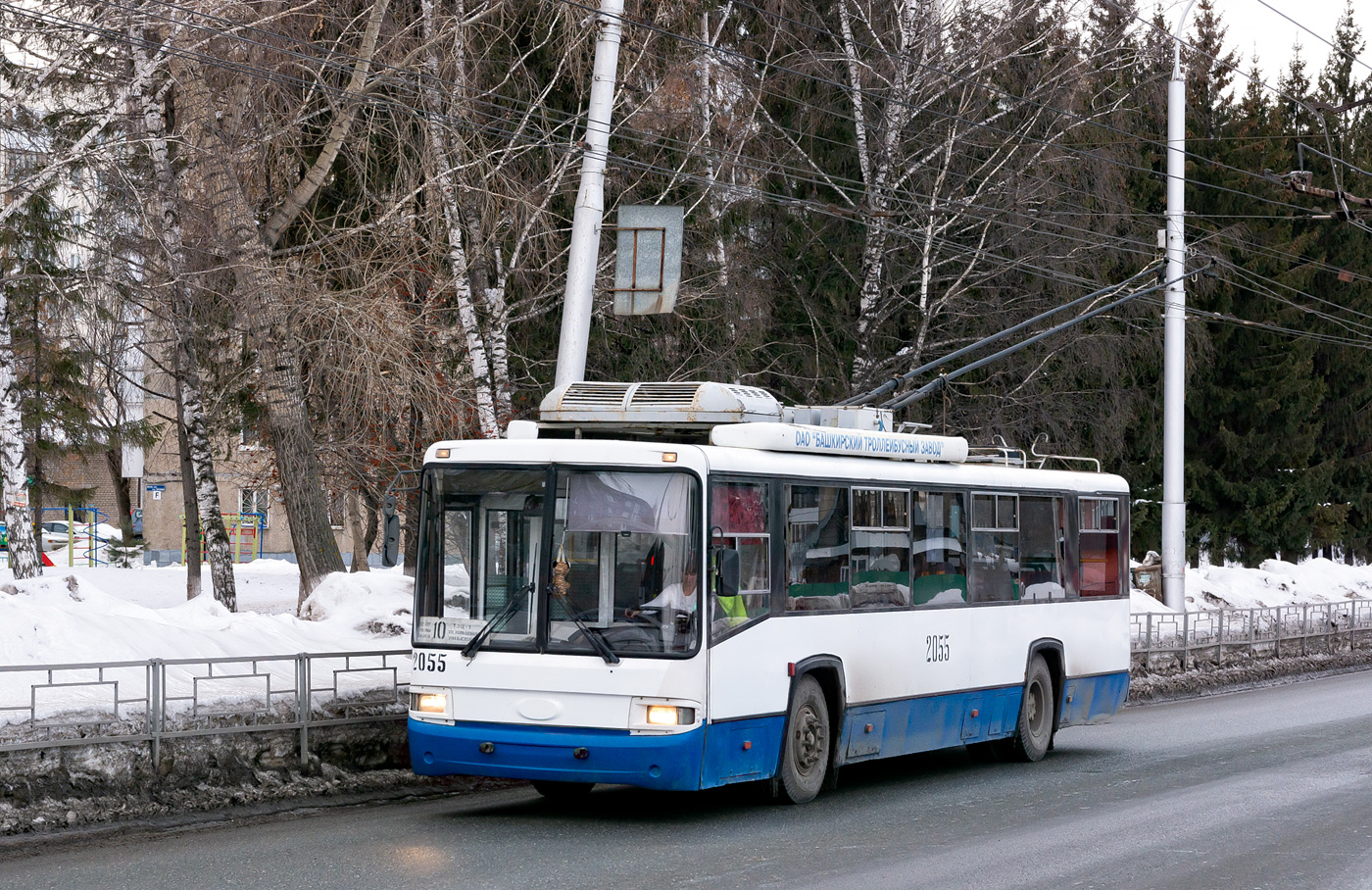 Уфа, БТЗ-52767А № 2055