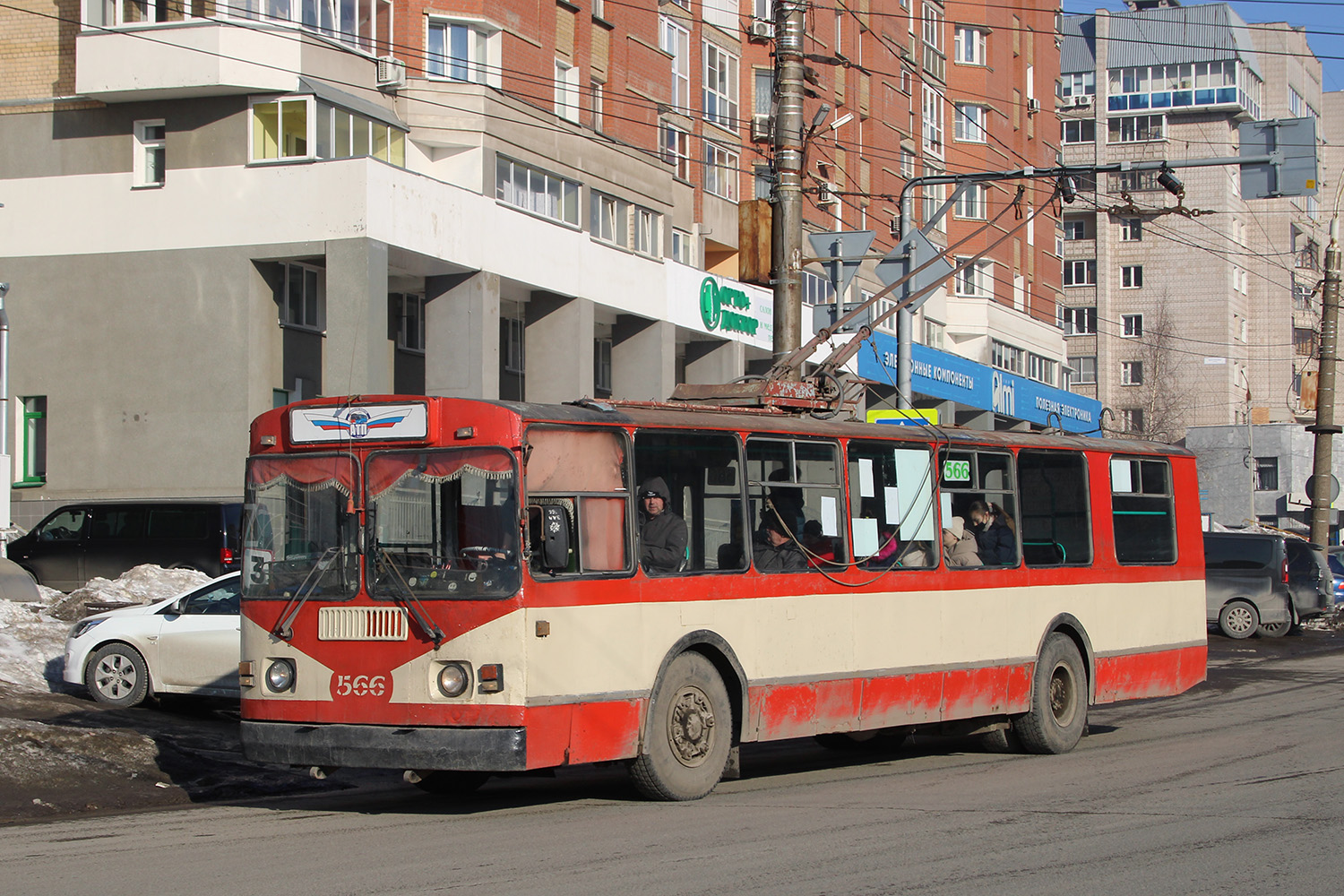 Киров, ЗиУ-682Г [Г00] № 566