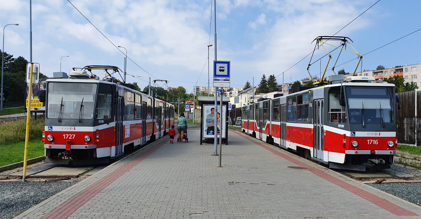 Брно, Tatra KT8D5R.N2 № 1727; Брно, Tatra KT8D5R.N2 № 1716