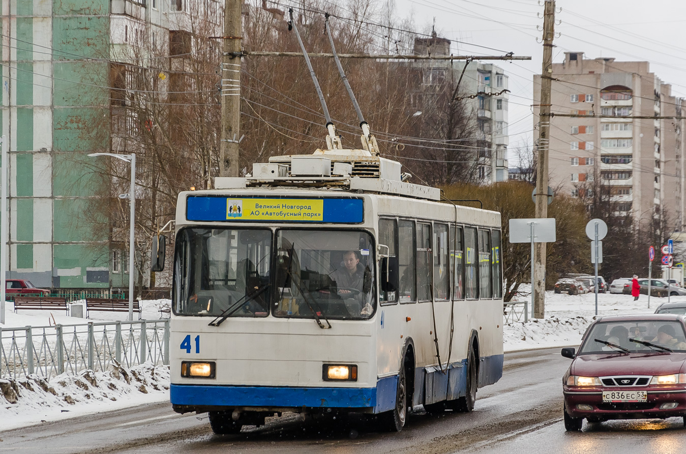 Великий Новгород, ВМЗ-5298-020 № 41