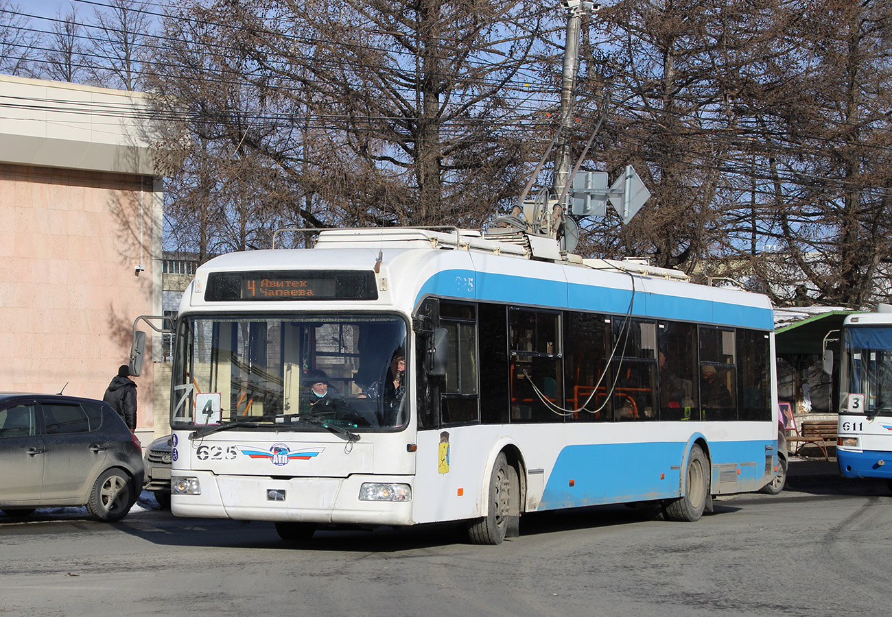 Киров, БКМ 321 № 625