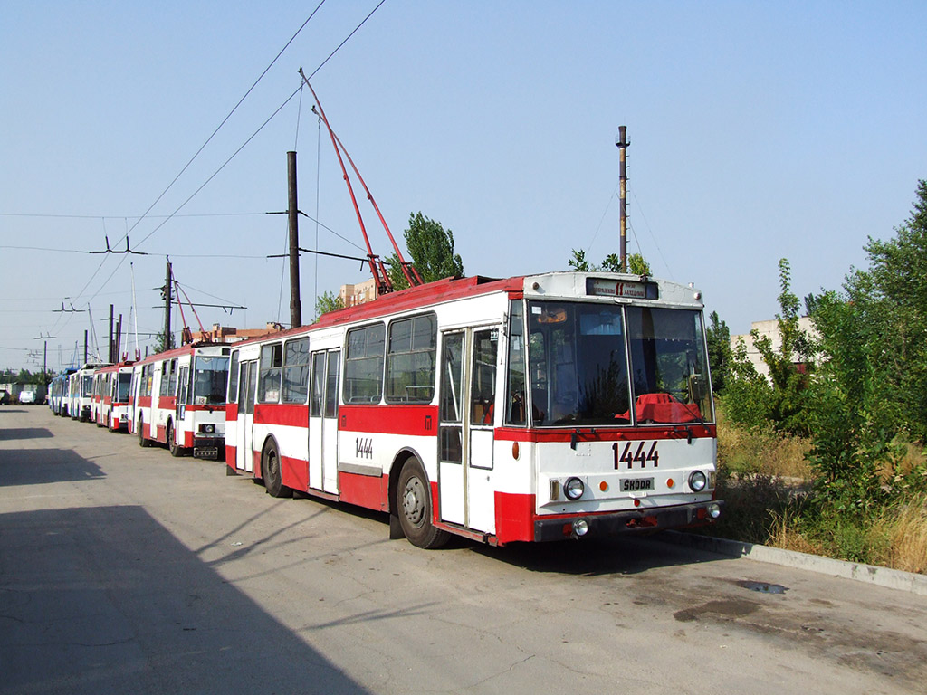 Мариуполь, Škoda 14Tr05 № 1444