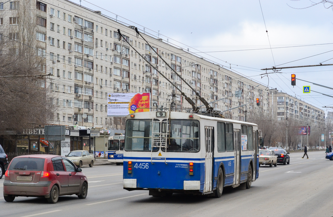 Волгоград, ЗиУ-682 (ВЗСМ) № 4456 Волгоград, ЗиУ-682 (ВЗСМ) № 4456