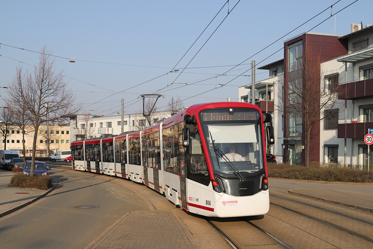 Erfurt, Stadler Tramlink Nr. 806