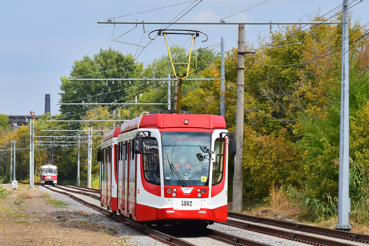 Волгоград, 71-623-03 № 5862