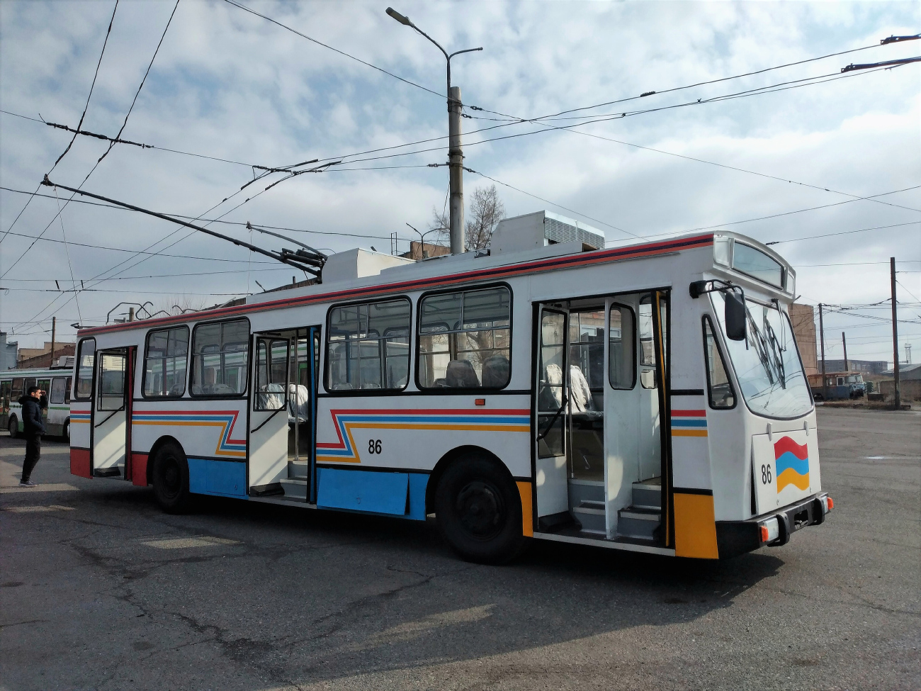 Ереван, Škoda 14Tr № 86