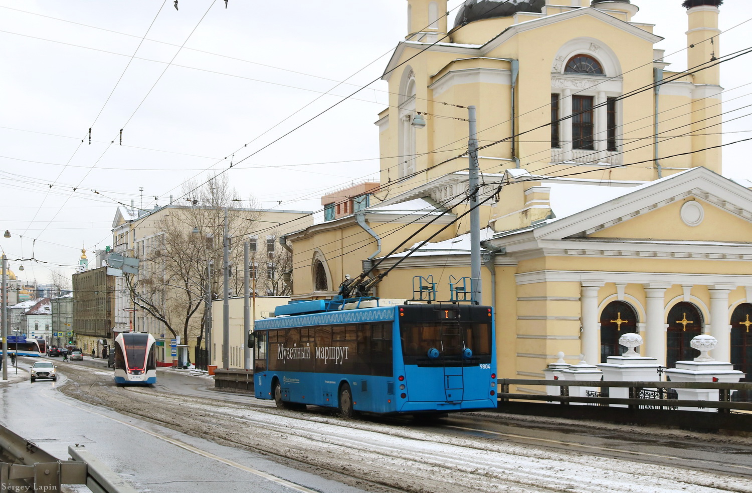 Москва, СВАРЗ-МАЗ-6275 № 9804