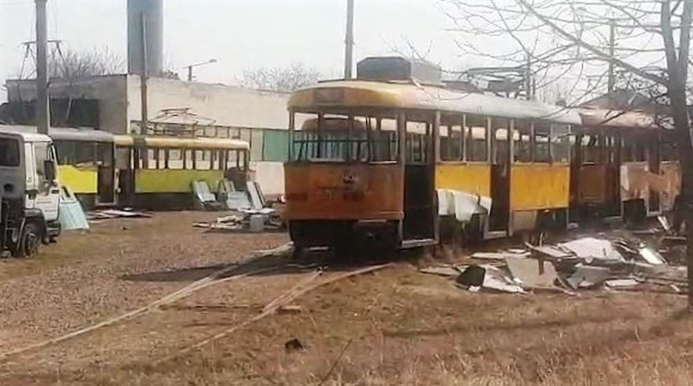 Botoșani, Tatra T4D-MT Br. BT-1201; Botoșani — Scrapping of tram cars Botoșani, Tatra T4D-MT Br. BT-1201; Botoșani — Scrapping of tram cars